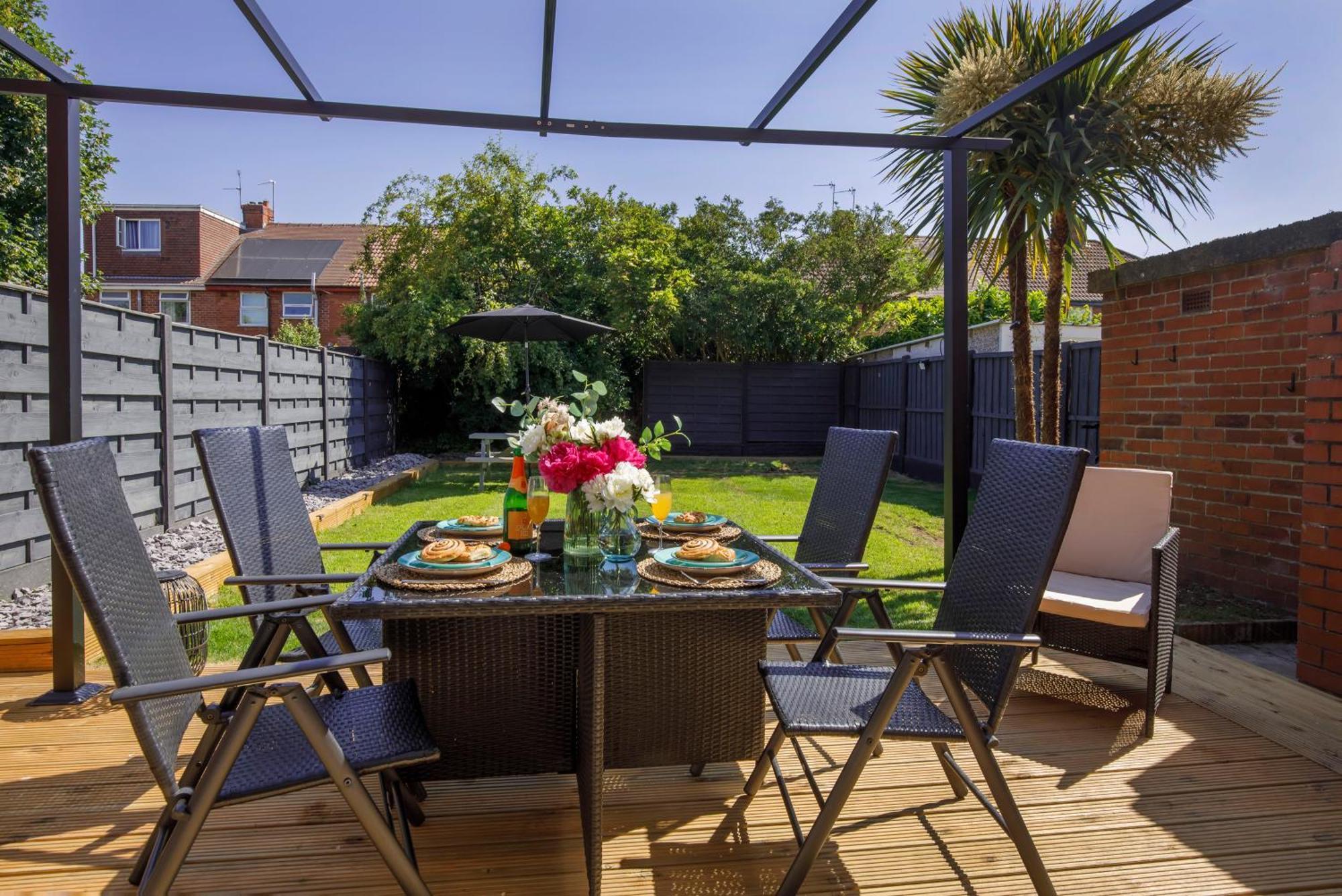 The Dodsworth Modern 4 Bedroom House, Sleeps 8 York Exterior photo